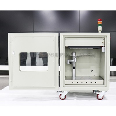 ����X���