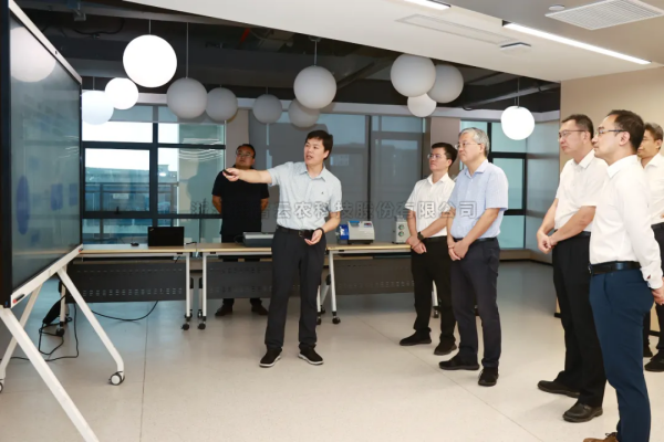 ����ʡί��ί��������ί����ܺ첨����һ��ݰ��97���ʺ����ӹ�˾�������