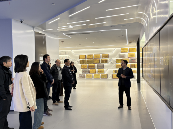 ����������������������ϲӭ�׷ã����ʵ�����һ�е���97����