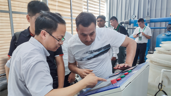 �������ũҵ����ר���ڹ�Ħ����