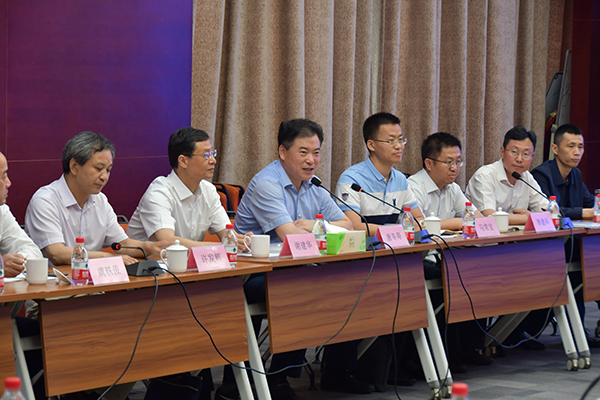 �ƶ��ٸ�����